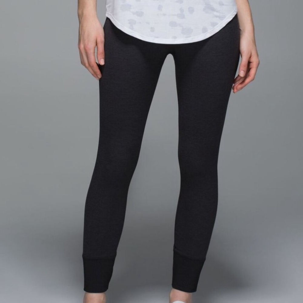 Lululemon Seamless Ebb To Street leggings Heathered Grey/Black